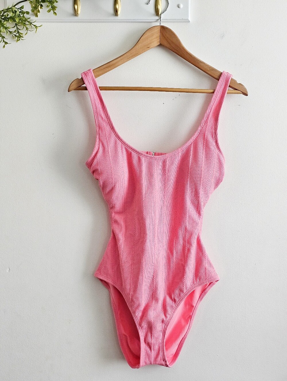 Ninety-Nine Pink Textured Cutout One Piece Swimsuit NWOT Medium